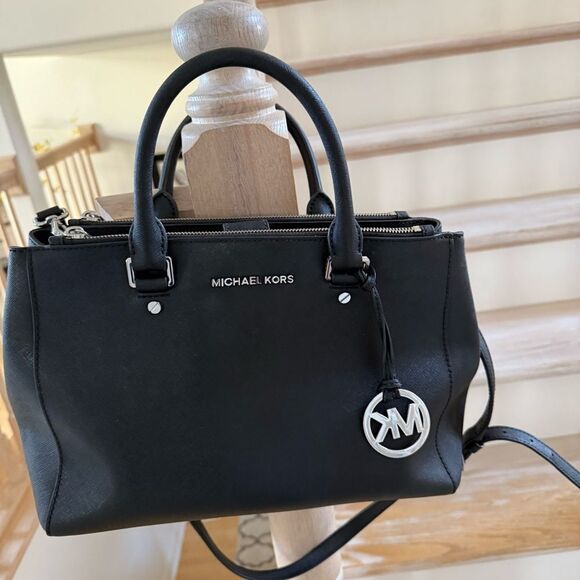 Michael Kors Sutton Medium Saffiano Leather Satchel in Black - Picture 3 of 15